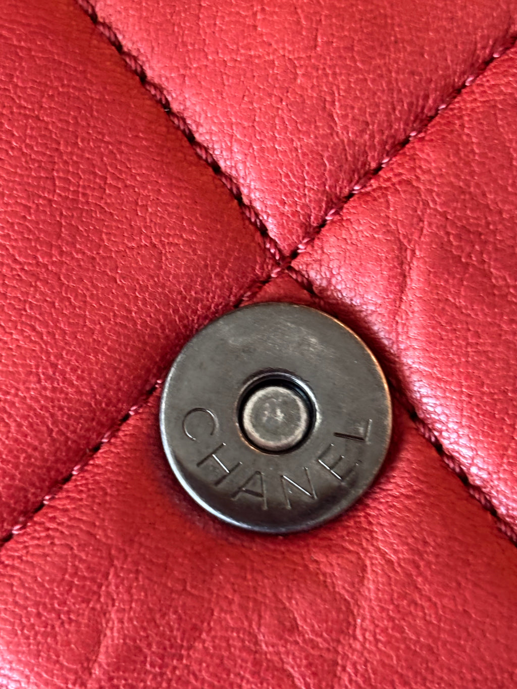 CHANEL Red Quilted Lambskin Reissue Tote Shoulder Bag | Clutch