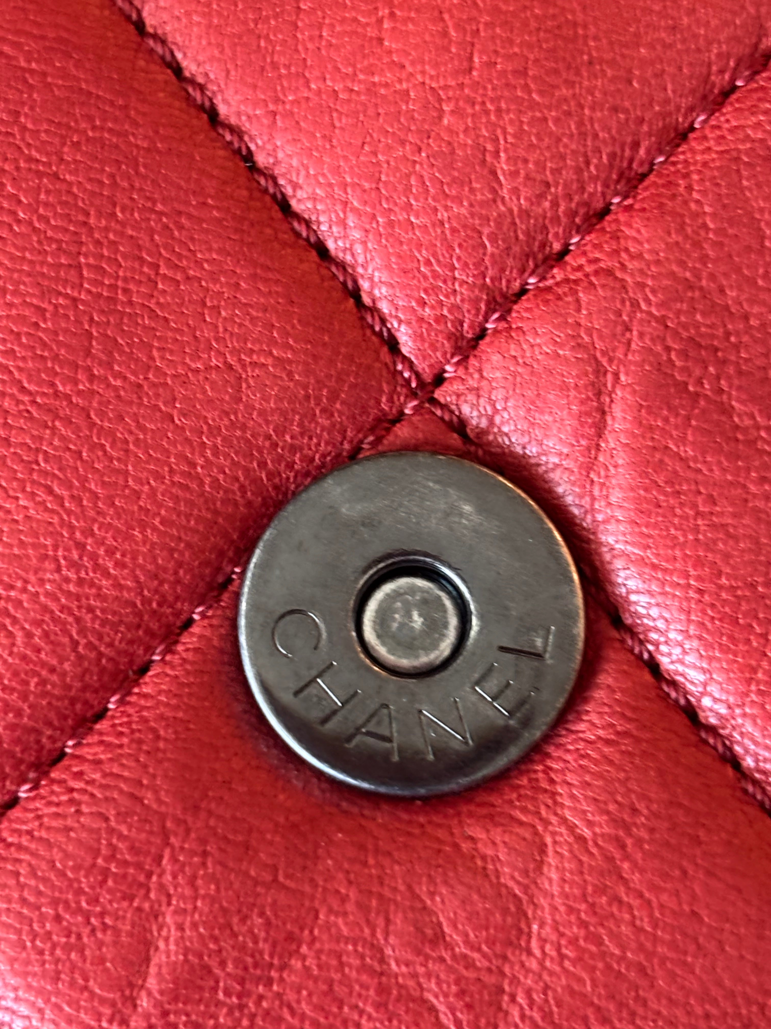 CHANEL Red Quilted Lambskin Reissue Tote Shoulder Bag | Clutch